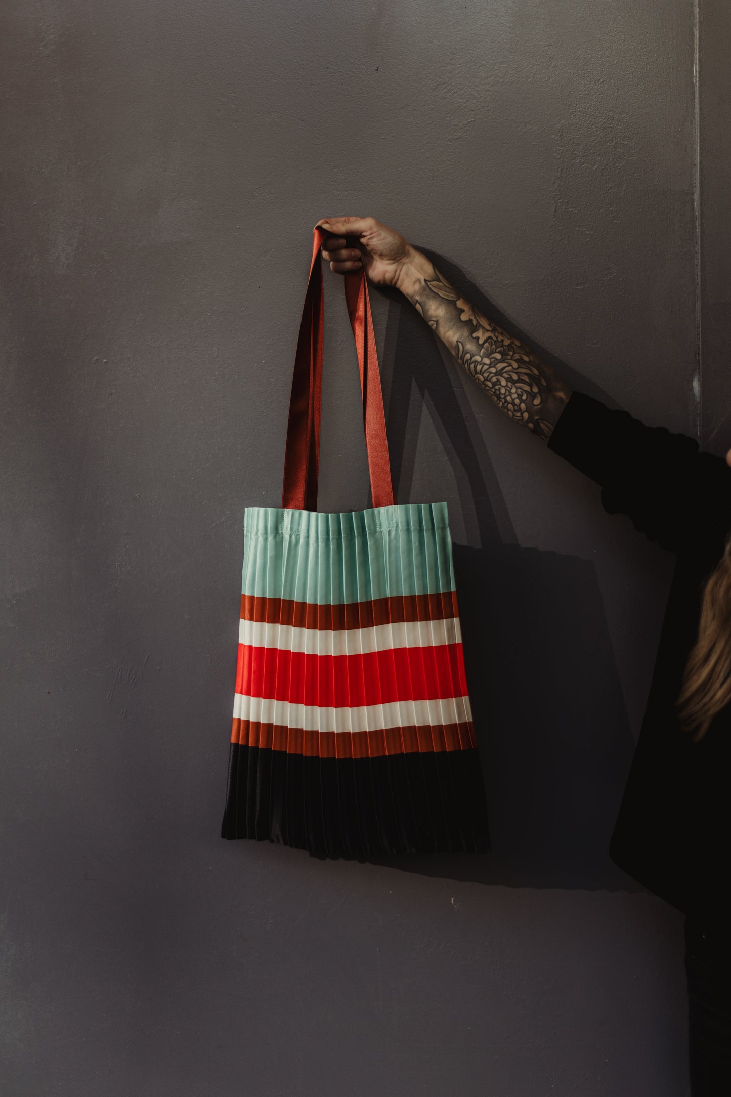 Sac Totebag en Soie Plissé - L'Élégant