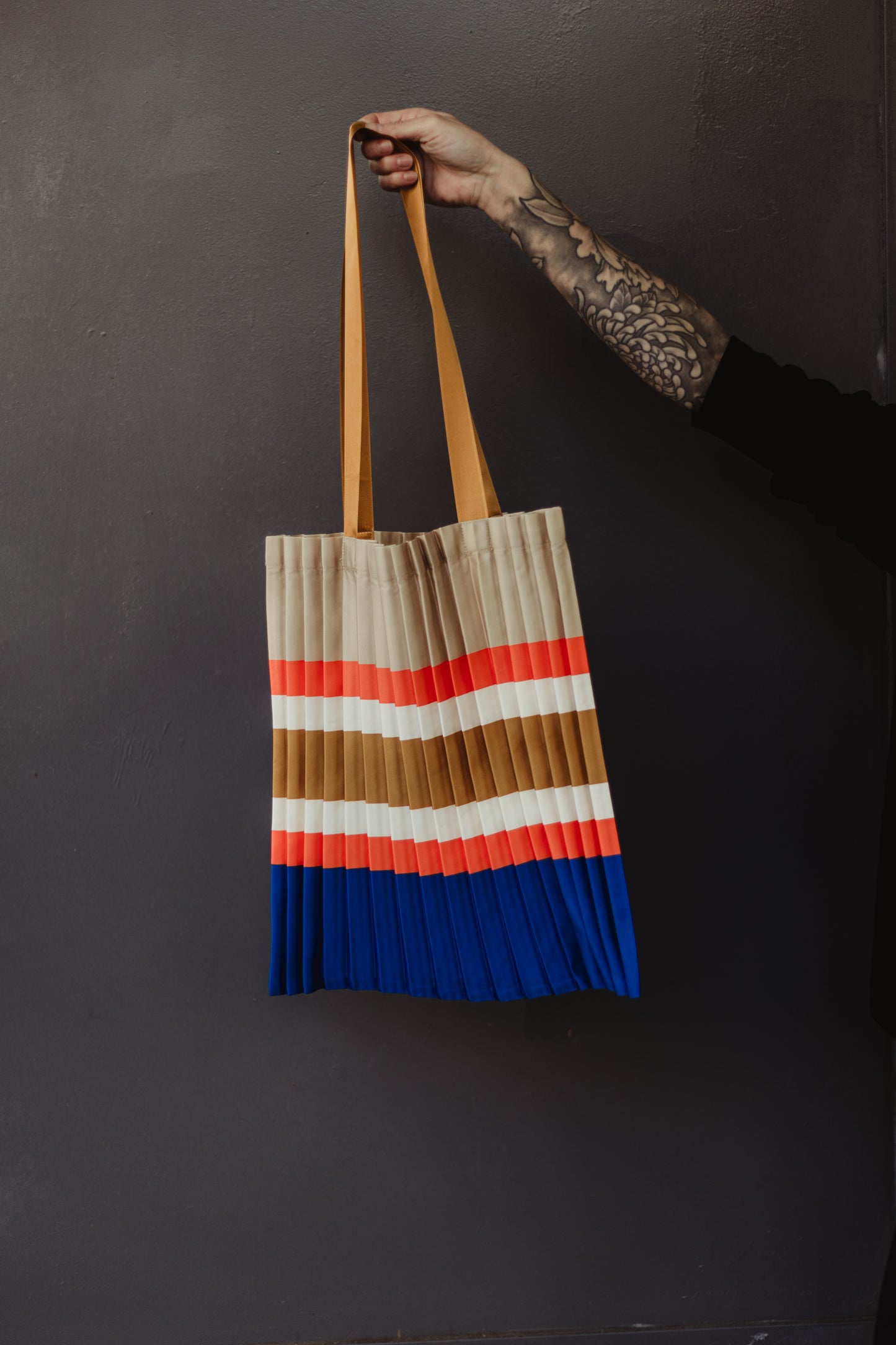 Sac Totebag en Soie Plissé - Le Lignes en Harmonie