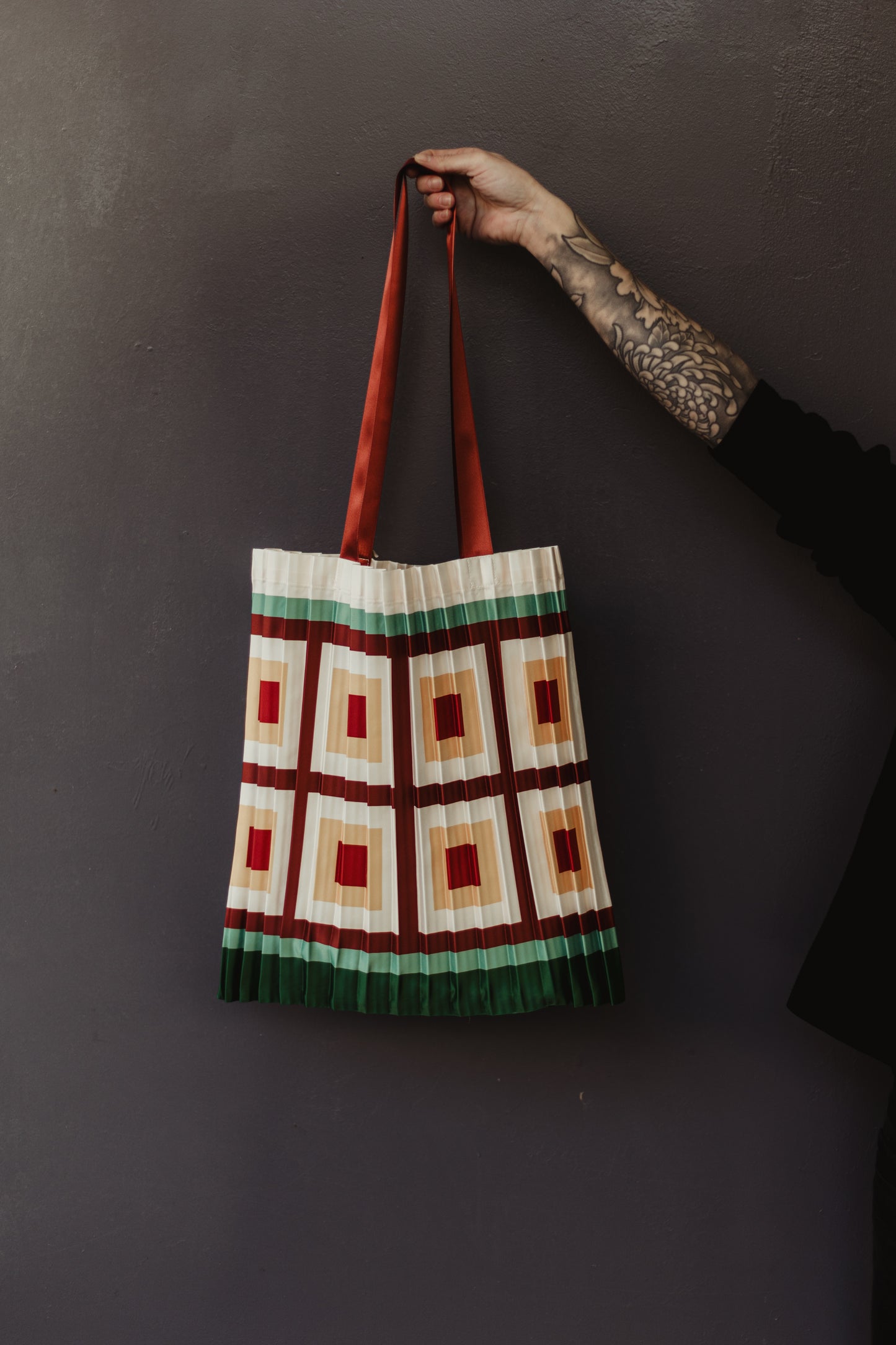 Sac Totebag en Soie Plissé - Le Géométrique