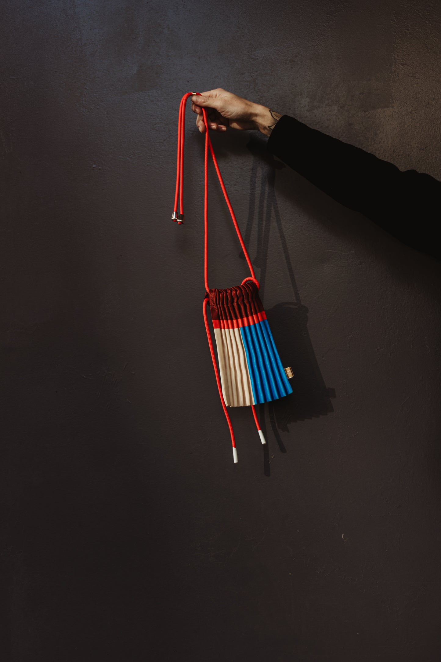 Sac Mini en Soie Plissé - L'Audacieux